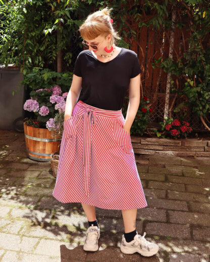 PreLoved Agnes - Rød stribet nederdel - Image 3